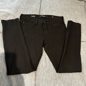 Liverpool Skinny Black Pants